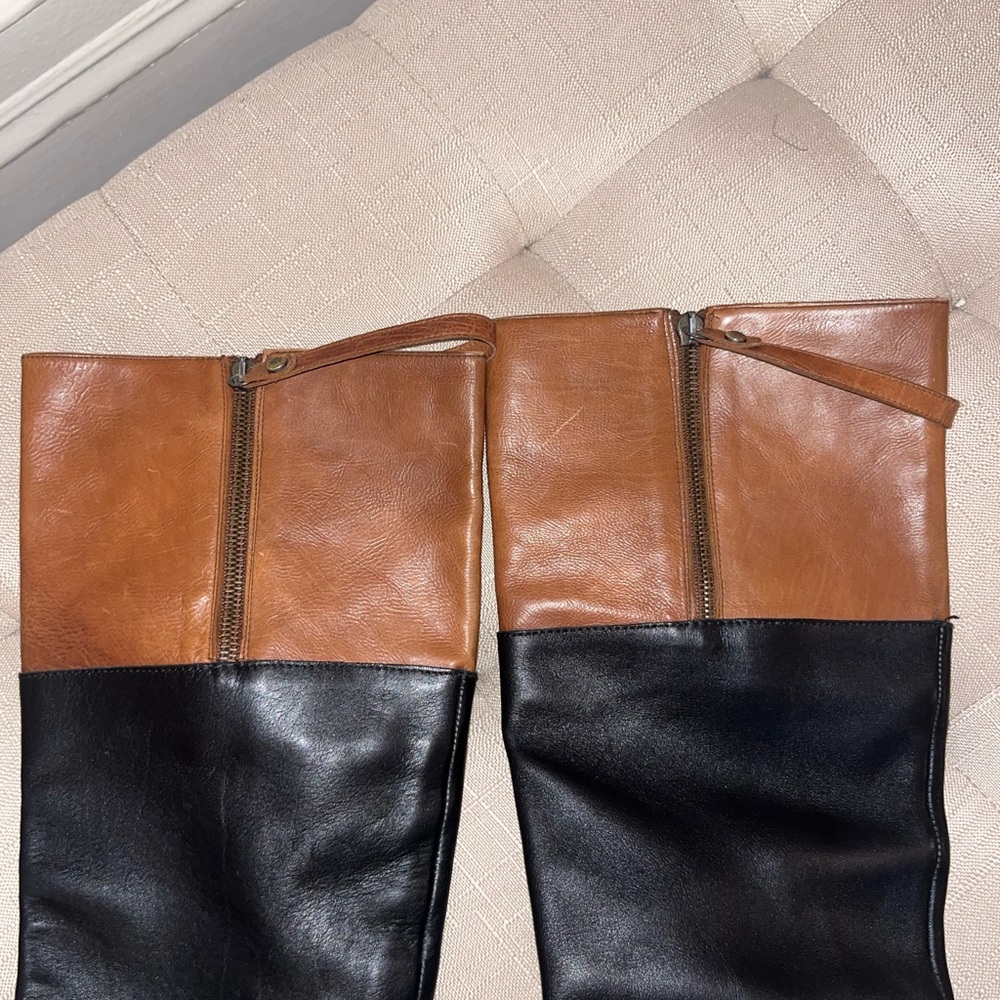 Stuart Weitzman butter leather two tone tall boots. Sz 7 - Picture 5 of 13